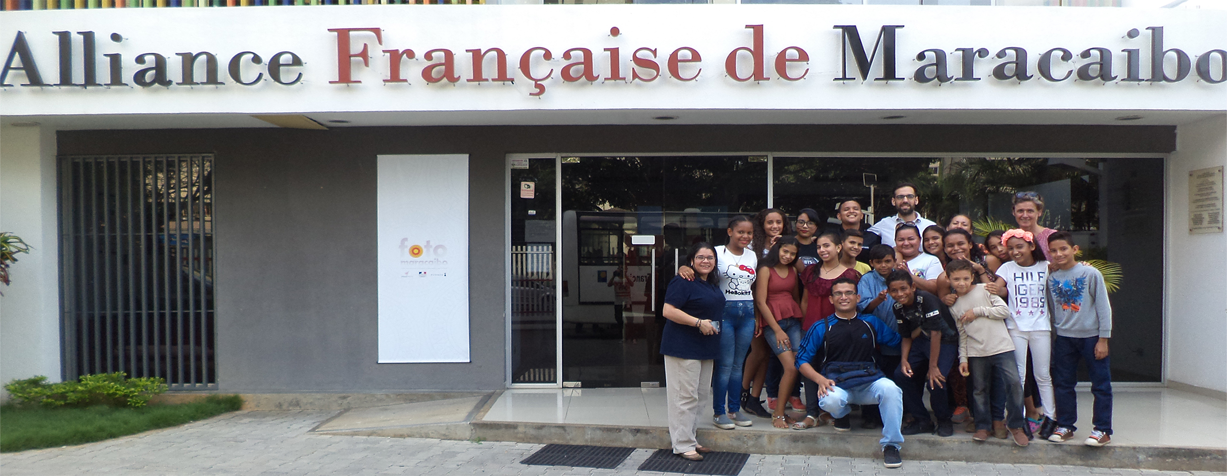 Niños, niñas y adolescentes visitan la Alianza Francesa