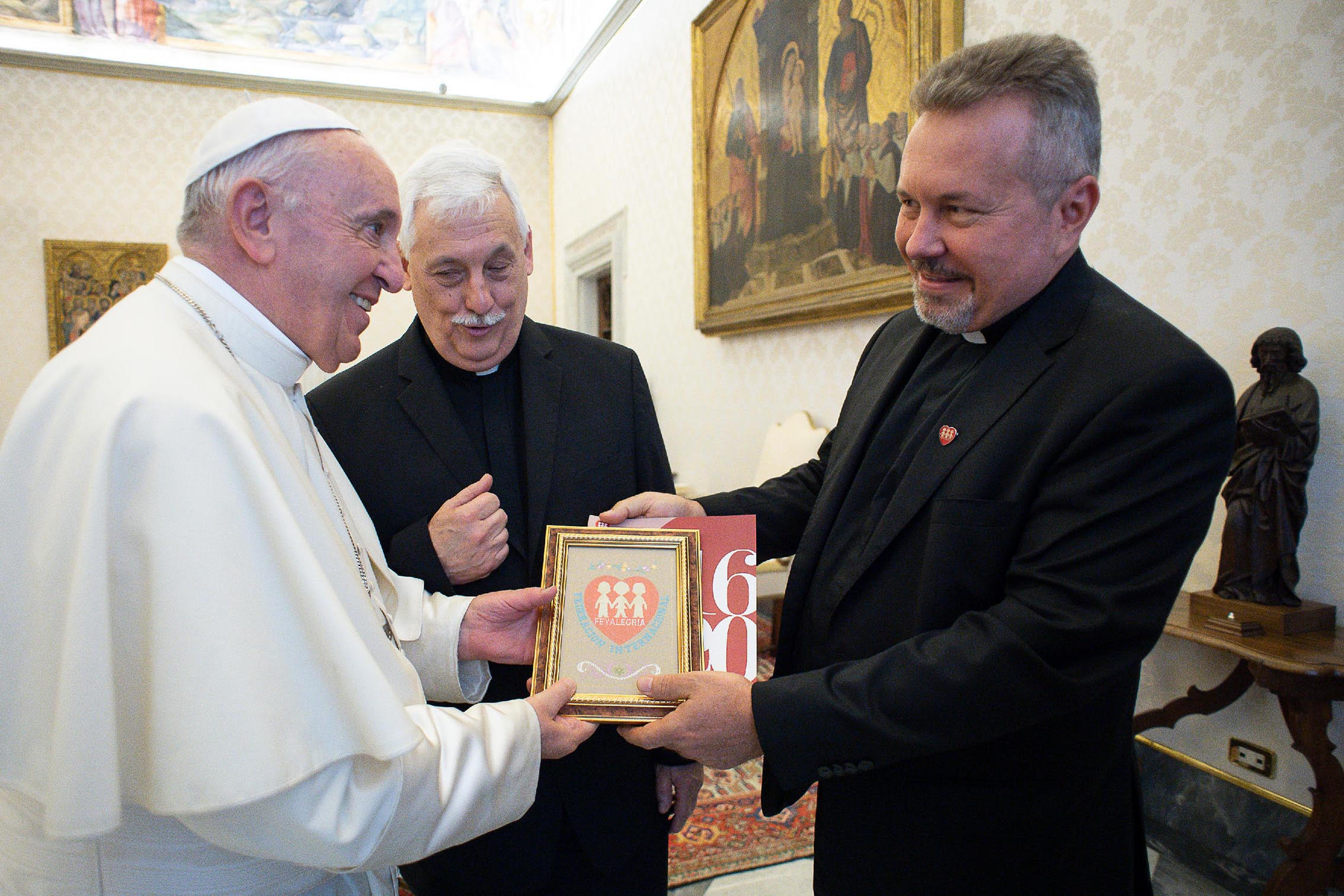 Papa Francisco: “El Futuro de Fe y Alegría está en su Mística de Inclusión y la Fuerza de sus Jóvenes”