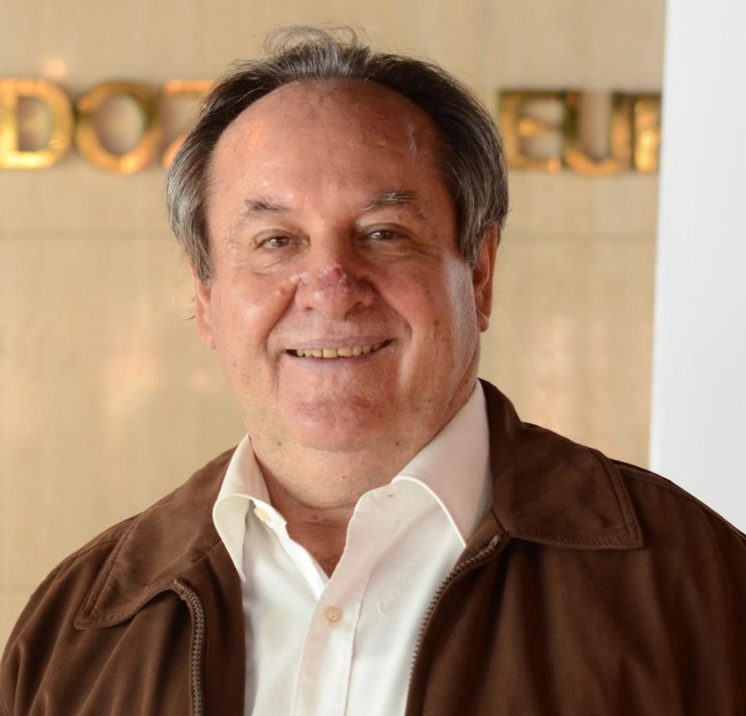 Antonio Pérez Esclarín